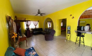 LAS CARRETAS, CASA DE CAMPO