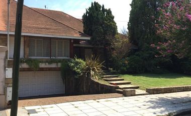 Importante Chalet Barrio ingles  - Temperley Oeste