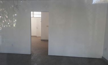 VENDO LOCAL COMERCIAL B° VILLA CABRERA-OCTAVIO PINTO