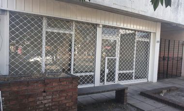 VENDO LOCAL COMERCIAL B° VILLA CABRERA-OCTAVIO PINTO