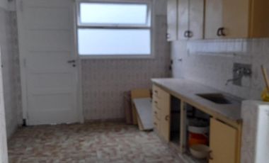 Casa en  barrio Pompeya