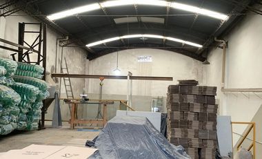 Depósito en  Munro a 30 mts de la Av Velez Sarsfield