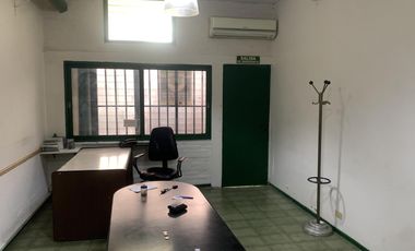 Depósito en  Munro a 30 mts de la Av Velez Sarsfield