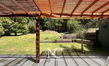 Casa en venta en Costa Esmeralda fondo libre a reserva