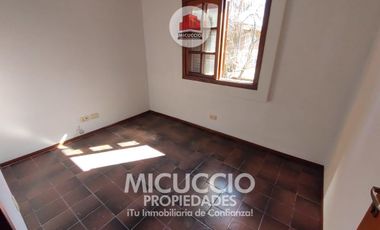 Casa en venta, Las Hortensias 456, Barrio El Candil, Belén de Escobar