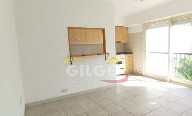 Alquiler de Departamento 2 ambientes en Ramos Mejia  Con patio