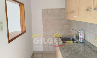 Alquiler de Departamento 2 ambientes en Ramos Mejia  Con patio