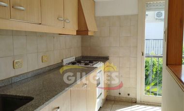 Alquiler de Departamento 2 ambientes en Ramos Mejia  Con patio