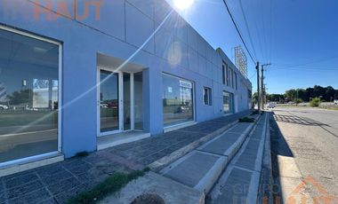 Local en ALQUILER en Cipolletti, 45metros de frente de Ruta 22