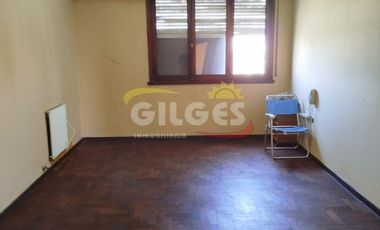 Venta de Departamento 3 Ambientes  en Ciudadela  Buen Estado