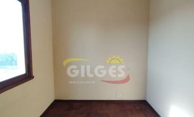 Venta de Departamento 3 Ambientes  en Ciudadela  Buen Estado