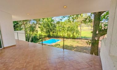 Bonita Casa en Venta dentro del Club de Golf la Ceiba