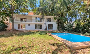 Bonita Casa en Venta dentro del Club de Golf la Ceiba