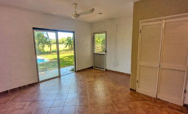 Bonita Casa en Venta en Club de Golf la Ceiba