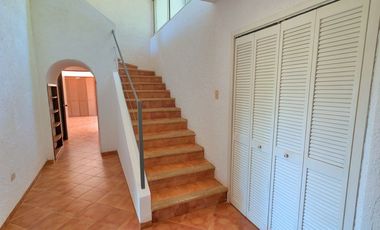 Bonita Casa en Venta en Club de Golf la Ceiba