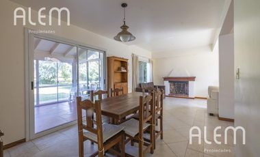 Casa en alquiler en El Ombú