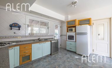 Casa en alquiler en El Ombú