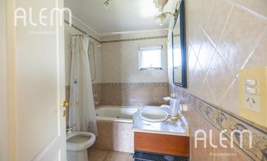 Casa en alquiler en El Ombú