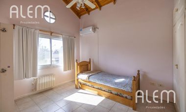 Casa en alquiler en El Ombú