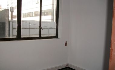 Alquiler Oficina 30 m2 en Montserrat