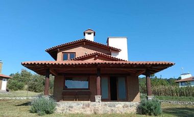 CABAÑA EN PINARES DE TAPALPA NUEVA, EXCELENTE PRECIO.