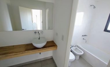 CASA EN VENTA, EL CANTON, BARRIO PUERTO