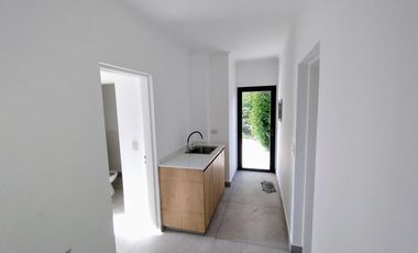 CASA EN VENTA, EL CANTON, BARRIO PUERTO