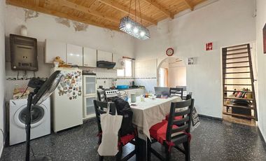 PH en Venta en Lanus Oeste con patio