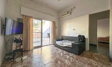 PH en Venta en Lanus Oeste con patio