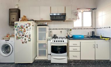 PH en Venta en Lanus Oeste con patio