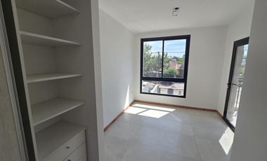 VENTA DÚPLEX 4 AMBIENTES EN VILLA ADELINA
