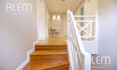 Casa en Venta en Saint Thomas Sur, Canning | 4 Dormitorios