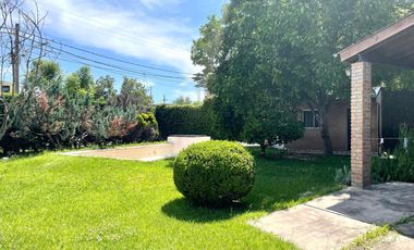 Venta Casa con Pileta  General Lagos