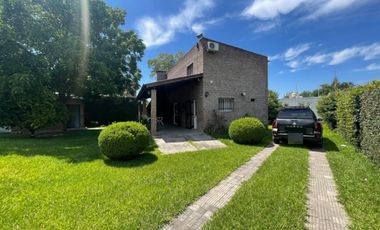 Venta Casa con Pileta  General Lagos