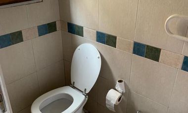 Ph 4 ambientes, 3 dormitorios (suite) quincho con parrilla, terraza. Exc. ubicación.