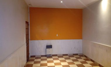 Ph 4 ambientes, 3 dormitorios (suite) quincho con parrilla, terraza. Exc. ubicación.