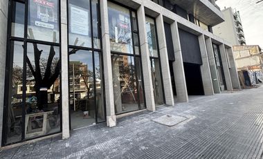 Local doble altura en Torre Bamboo - Olivos
