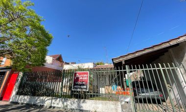 Casa de tres ambientes en venta