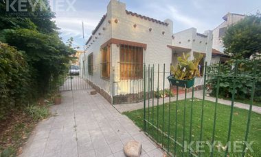 Casa venta 4 ambientes en Turdera