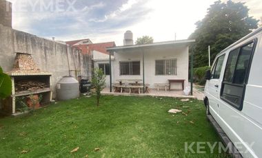 Casa venta 4 ambientes en Turdera