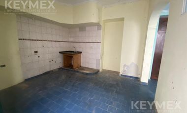 Casa venta 4 ambientes en Turdera