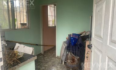 Casa venta 4 ambientes en Turdera