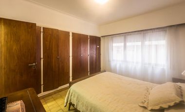 Dpto 2 amb. con vista lateral al mar. MIRAMAR