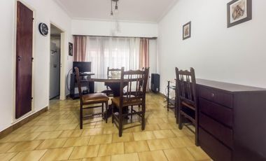 Dpto 2 amb. con vista lateral al mar. MIRAMAR