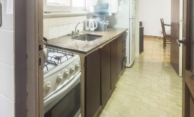 Dpto 2 amb. con vista lateral al mar. MIRAMAR