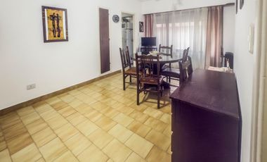 Dpto 2 amb. con vista lateral al mar. MIRAMAR