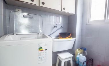 Dpto 2 amb. con vista lateral al mar. MIRAMAR