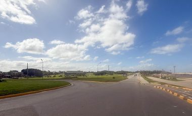 Dpto 2 amb. con vista lateral al mar. MIRAMAR