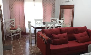 Venta de Casa 5 Amb. S/Lote 8.66x22m². en Ramos Mejia - Buen Estado Con patio y Quincho