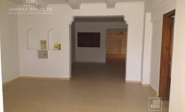 Amplio local Gauss y Mariotte - Villa Belgrano